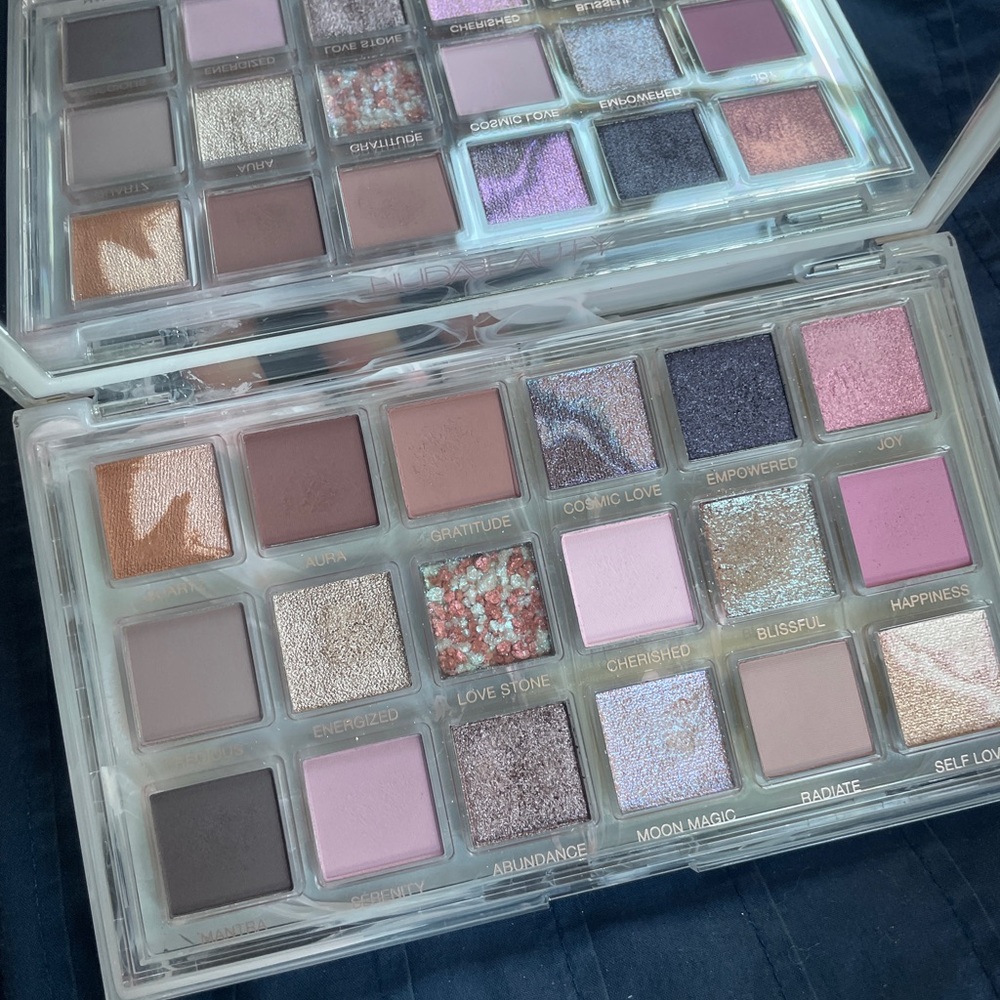Huda Beauty Rose Quartz